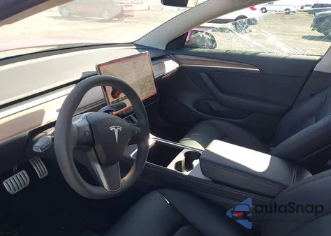 2021 Tesla Model 3 Performance Dual Motor All-Wheel Drive z USA, uszkodzony, nr VIN 5YJ3E1ECXMF055814